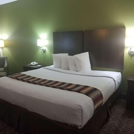 Best Western Rayne Inn Esterno foto
