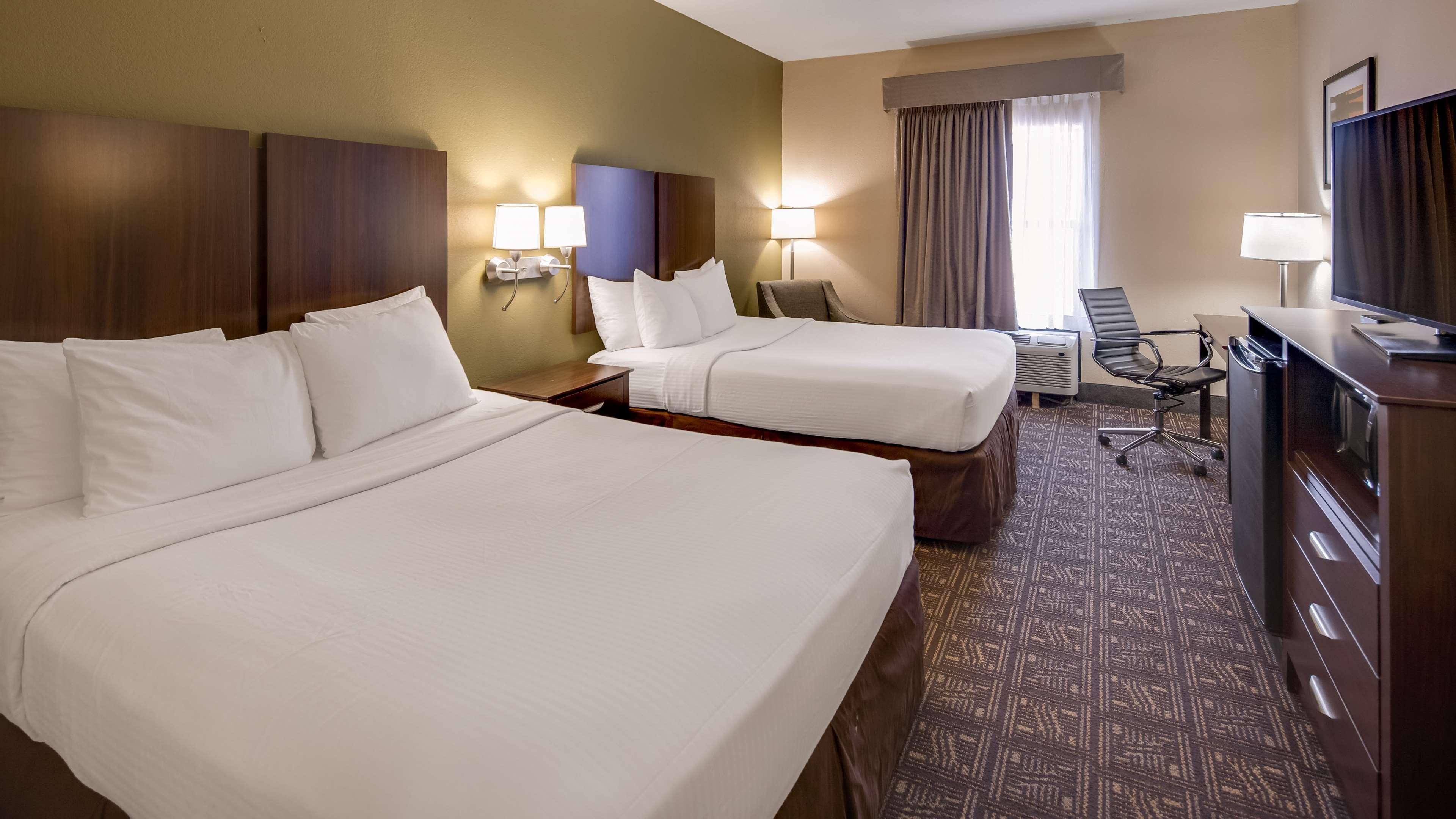 Best Western Rayne Inn Esterno foto
