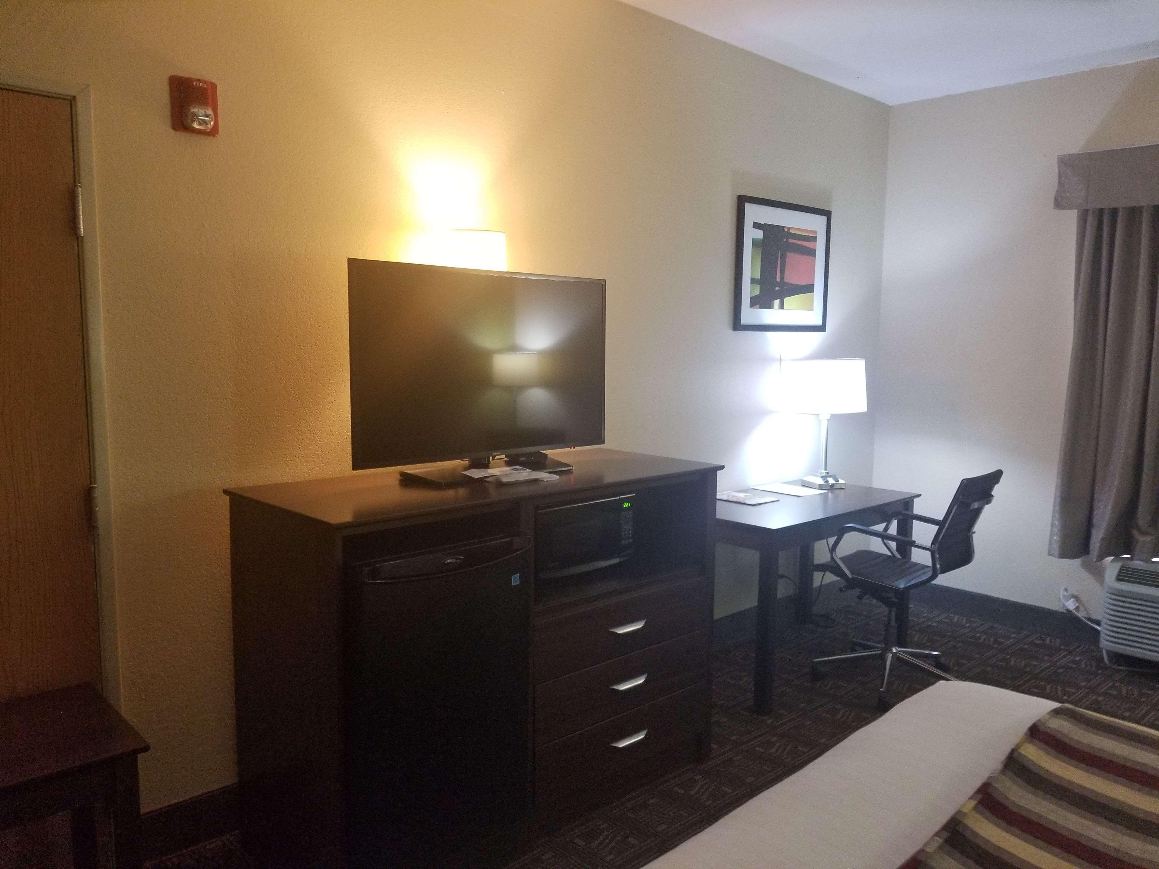 Best Western Rayne Inn Esterno foto