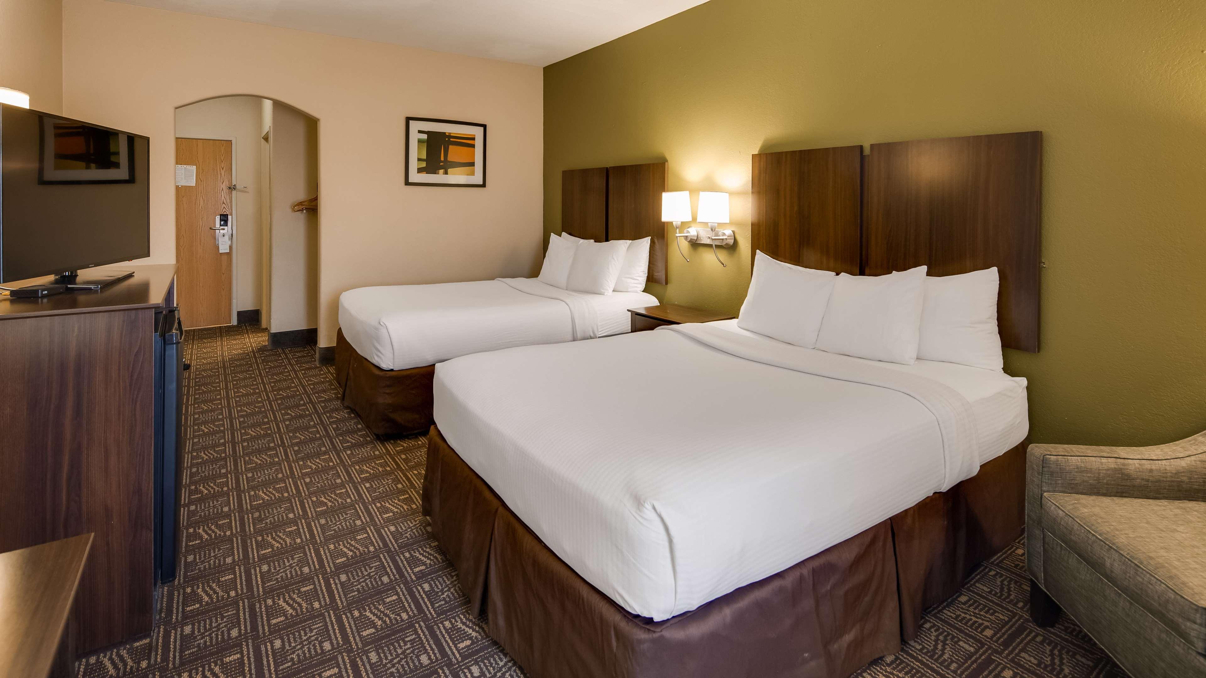 Best Western Rayne Inn Esterno foto