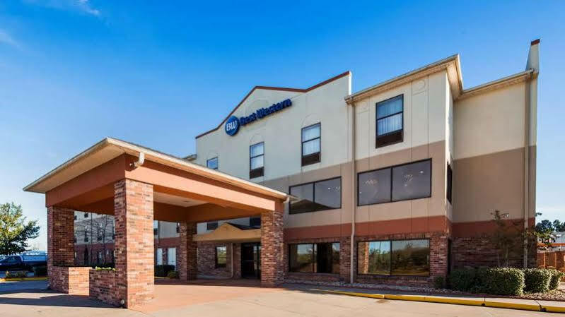 Best Western Rayne Inn Esterno foto